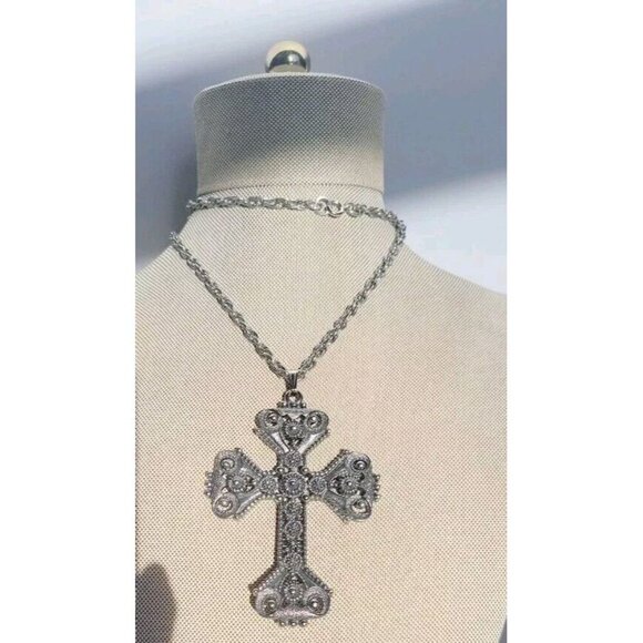 Sarah Coventry Vintage Limited Edition 1974 Pewter Cross Extra Large 24" Chain - Picture 4 of 13